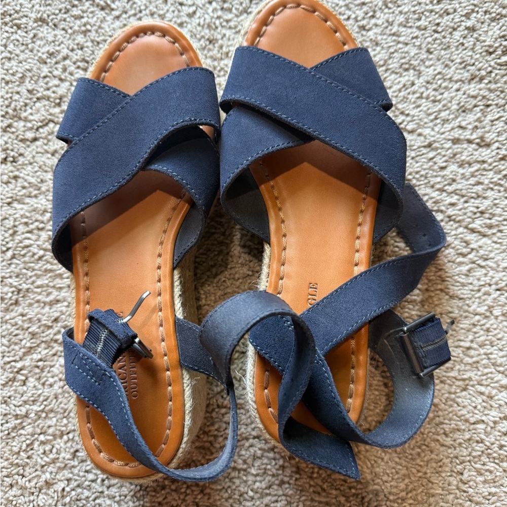 American Eagle Women's Blue Sandals